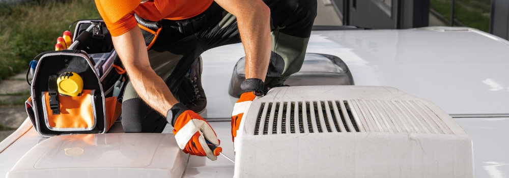 Contact Sayana for rooftop AC unit repair at commercial building in Riyadh